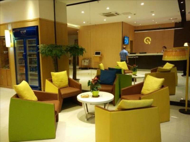 7Days Inn Yunfu Luoding Central Zewnętrze zdjęcie
