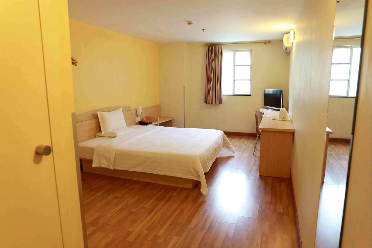 7Days Inn Yunfu Luoding Central Pokój zdjęcie