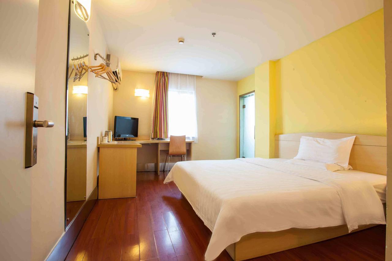 7Days Inn Yunfu Luoding Central Pokój zdjęcie